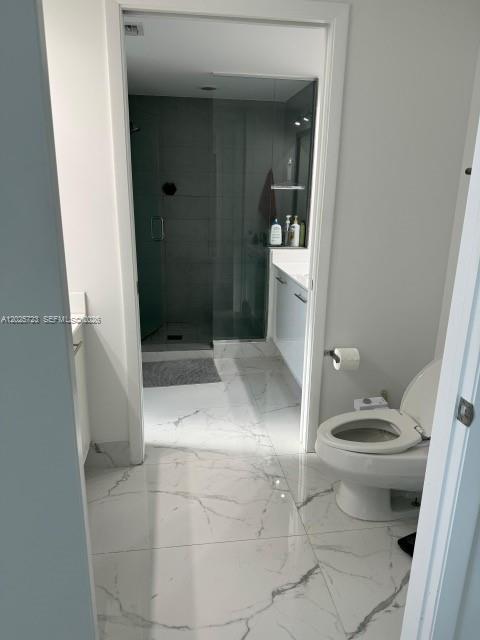 92 Sw 3rd St 2109 Property Photo 6