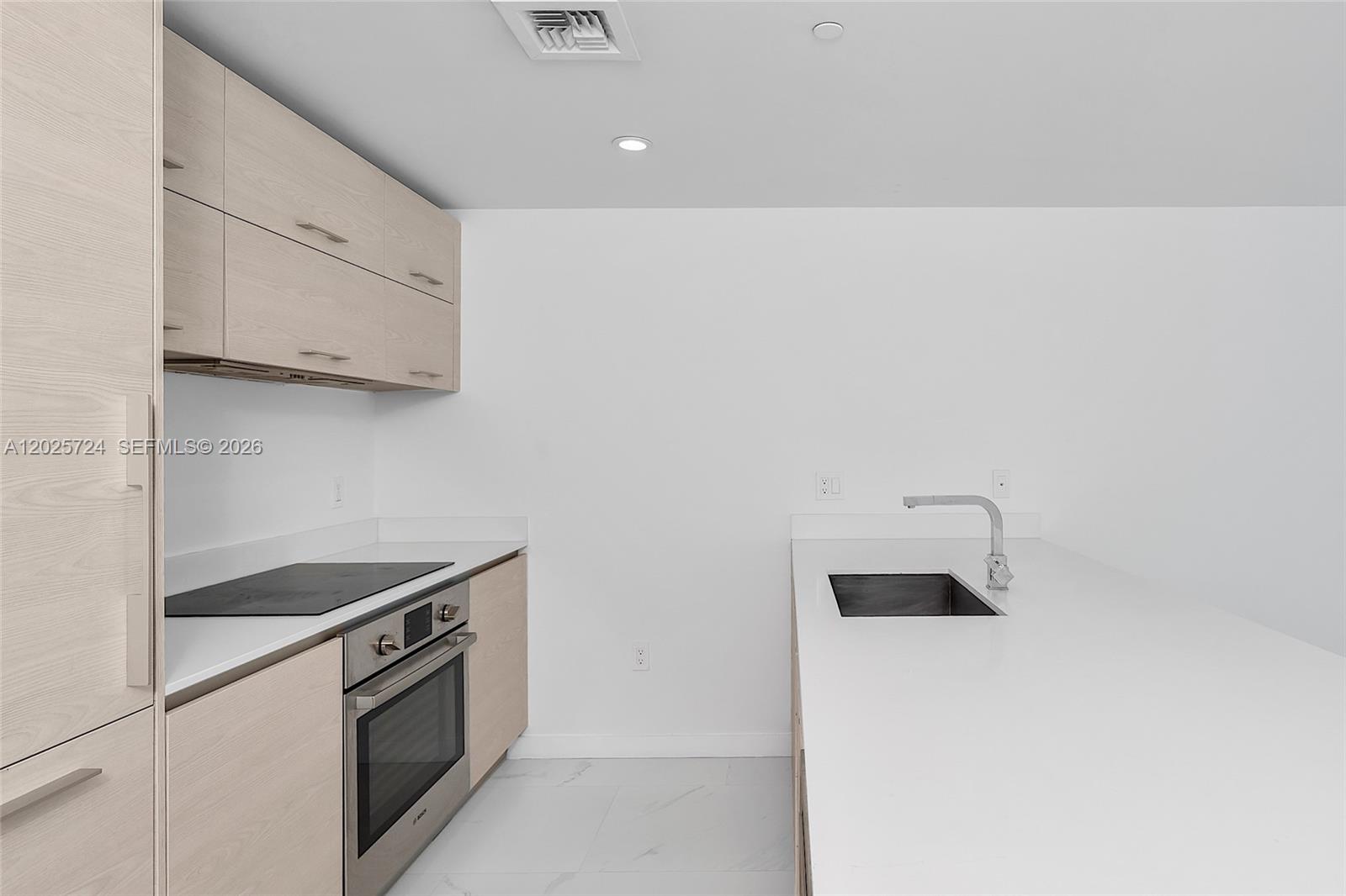 1300 S Miami Ave 3211 Property Photo 10