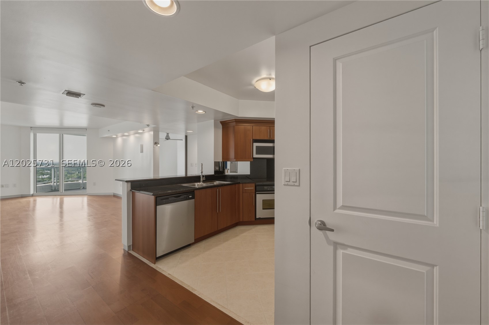 401 Sw 4th Ave 1700 Property Photo 16