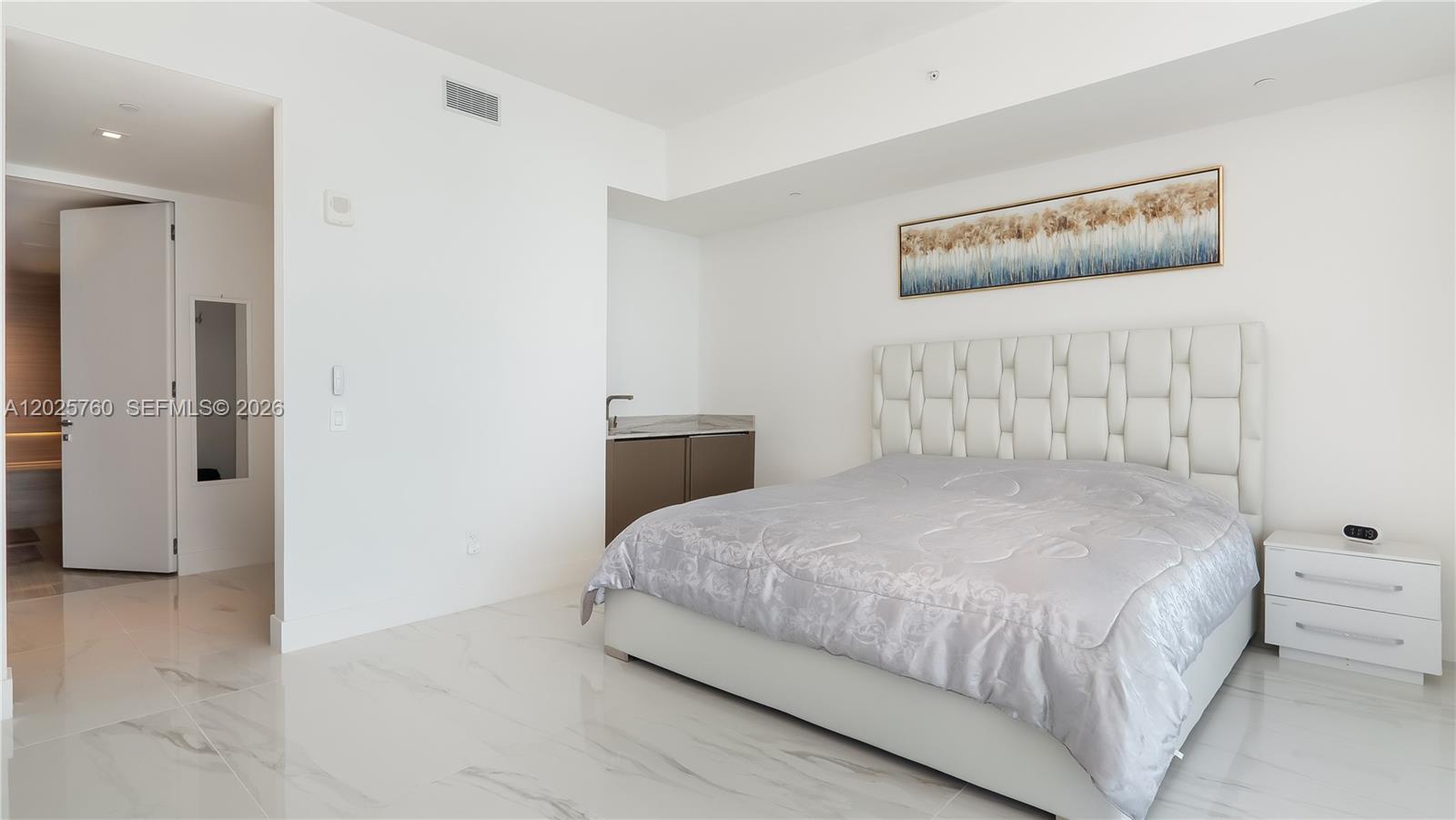 18975 Collins Ave 3504 Property Photo 48
