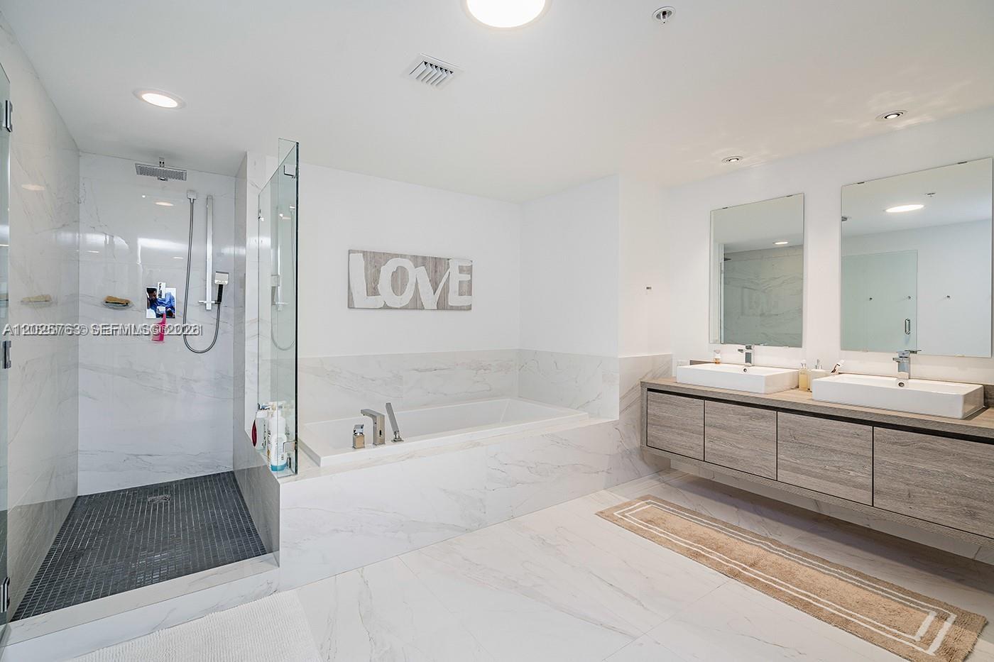 400 Sunny Isles Blvd 1804 Property Photo 19