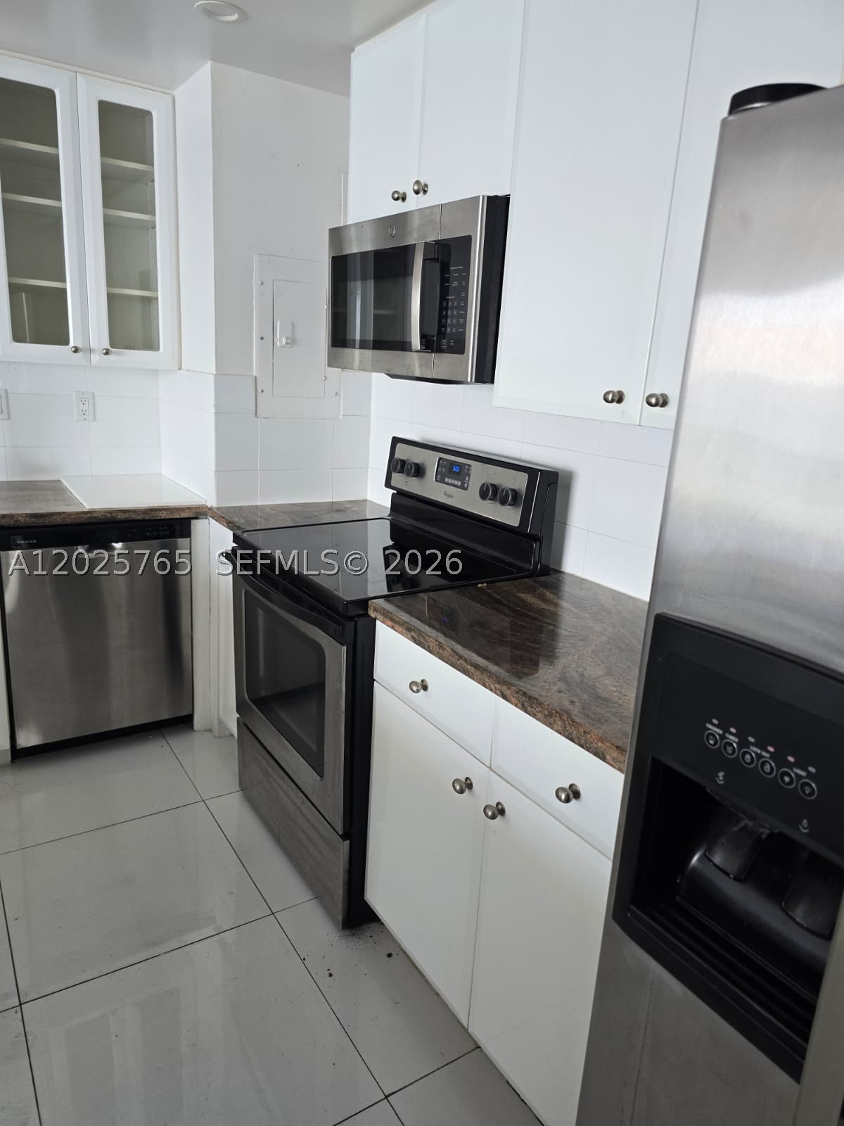 11111 Biscayne Blvd 17d Property Photo 4