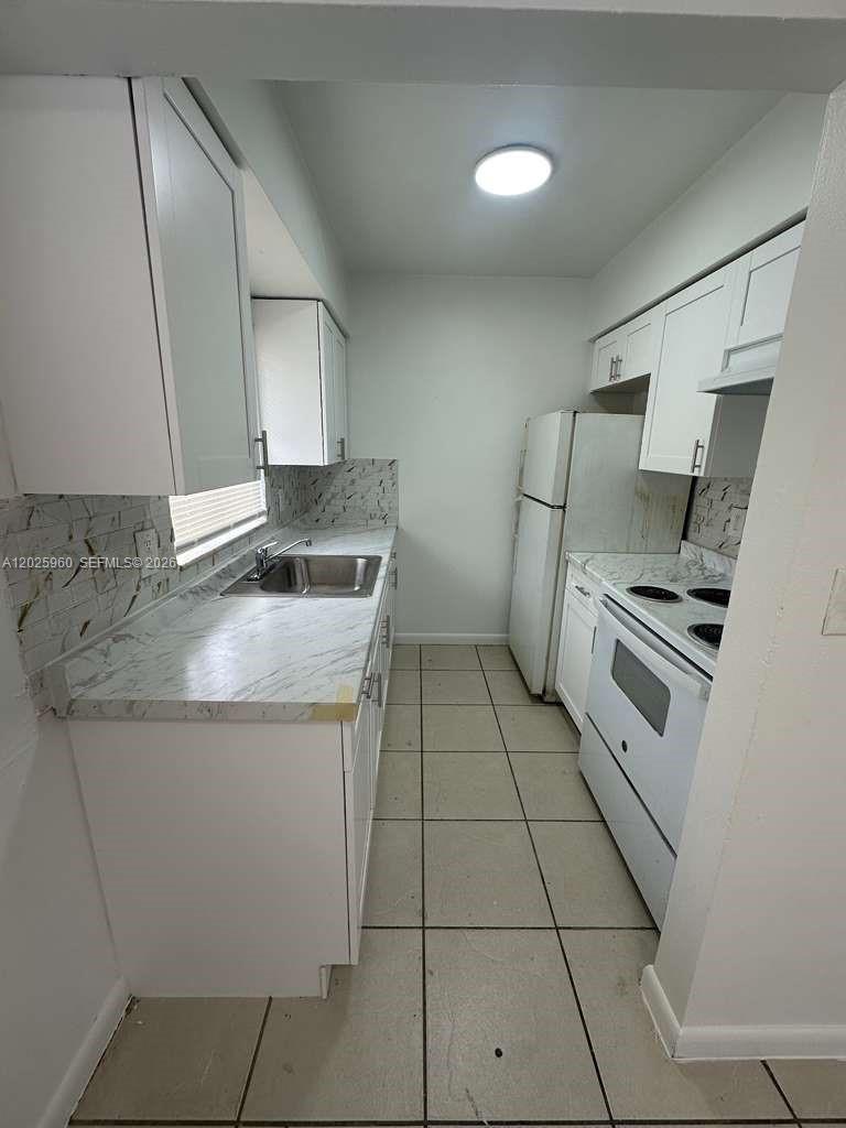 3961 NW 30th Ter 1 Property Photo 1