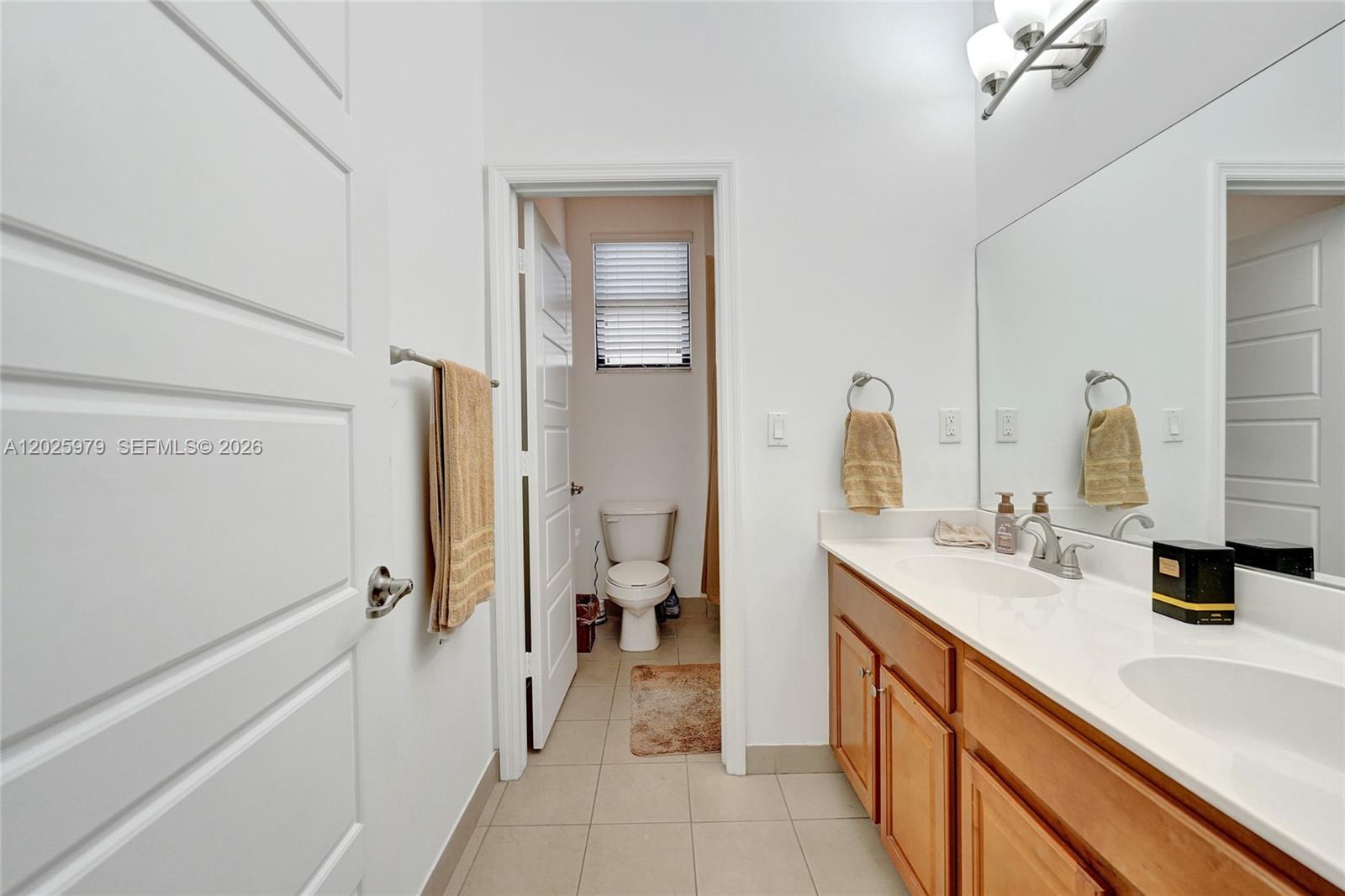 650 Ne 191st Ter Property Photo 57