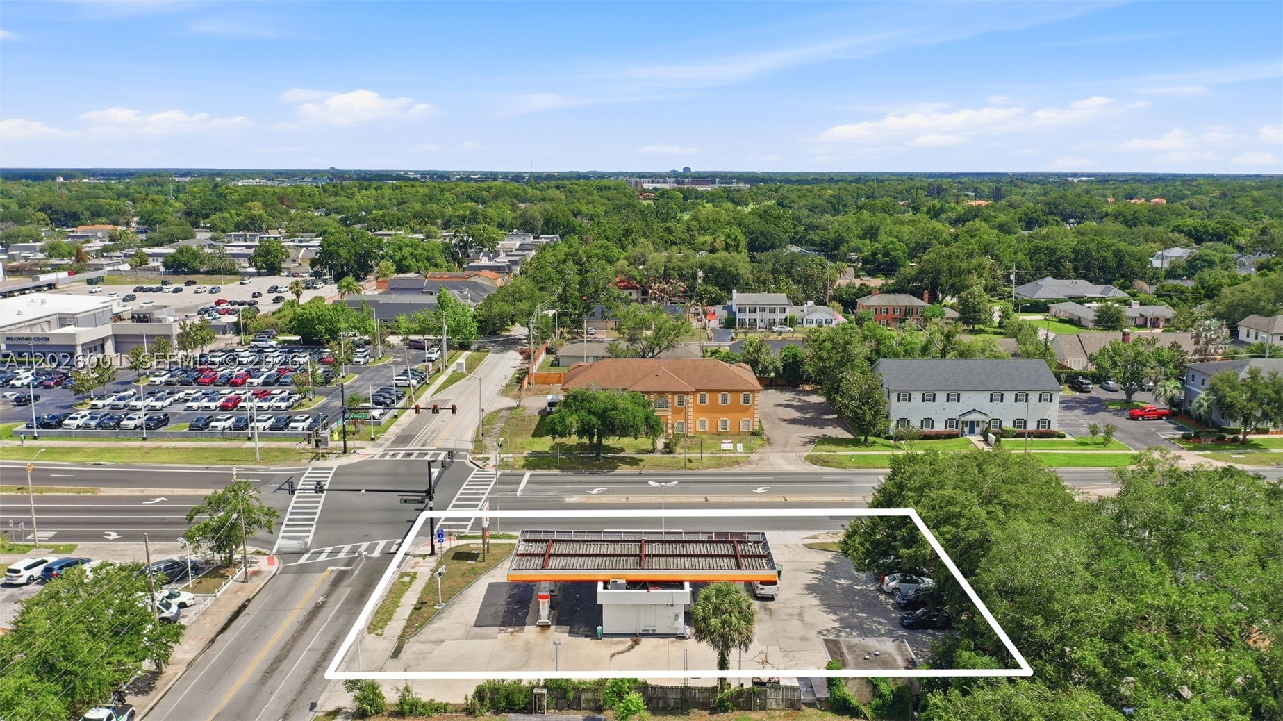 1916 W Colonial Dr Property Photo 19