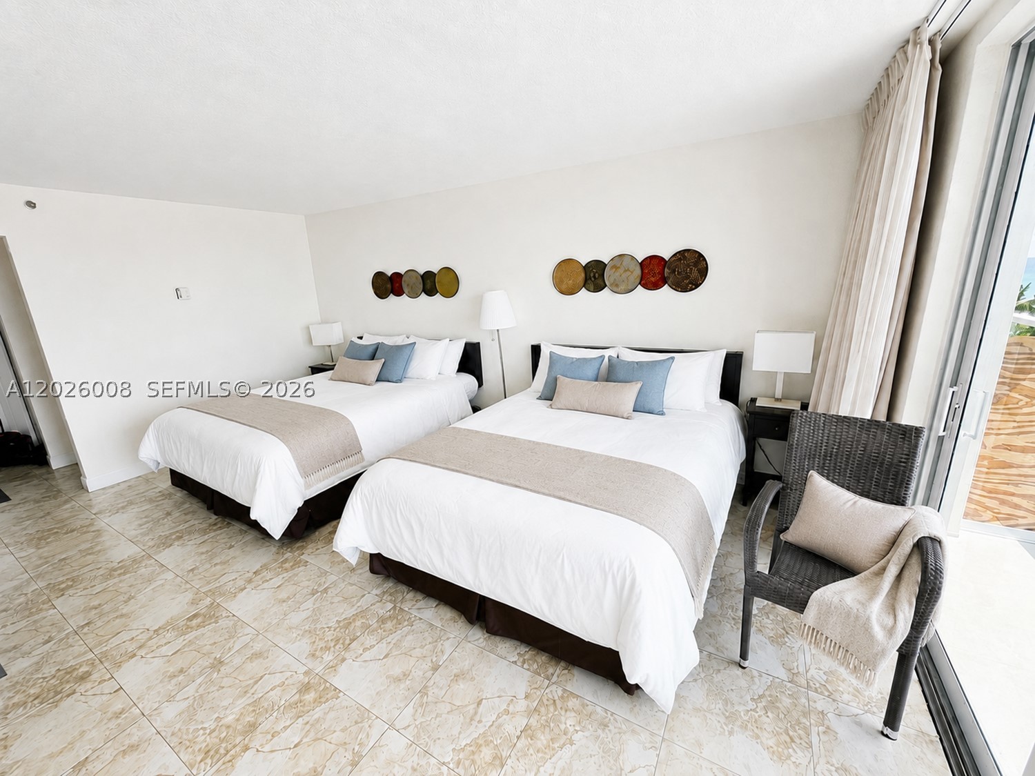 A12026008 Property Photo 1