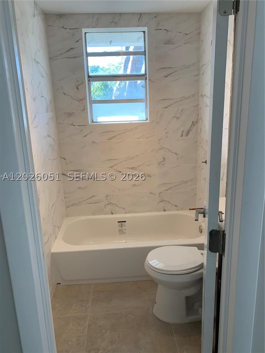 2932 Nw 16th Ave 2b Property Photo 6