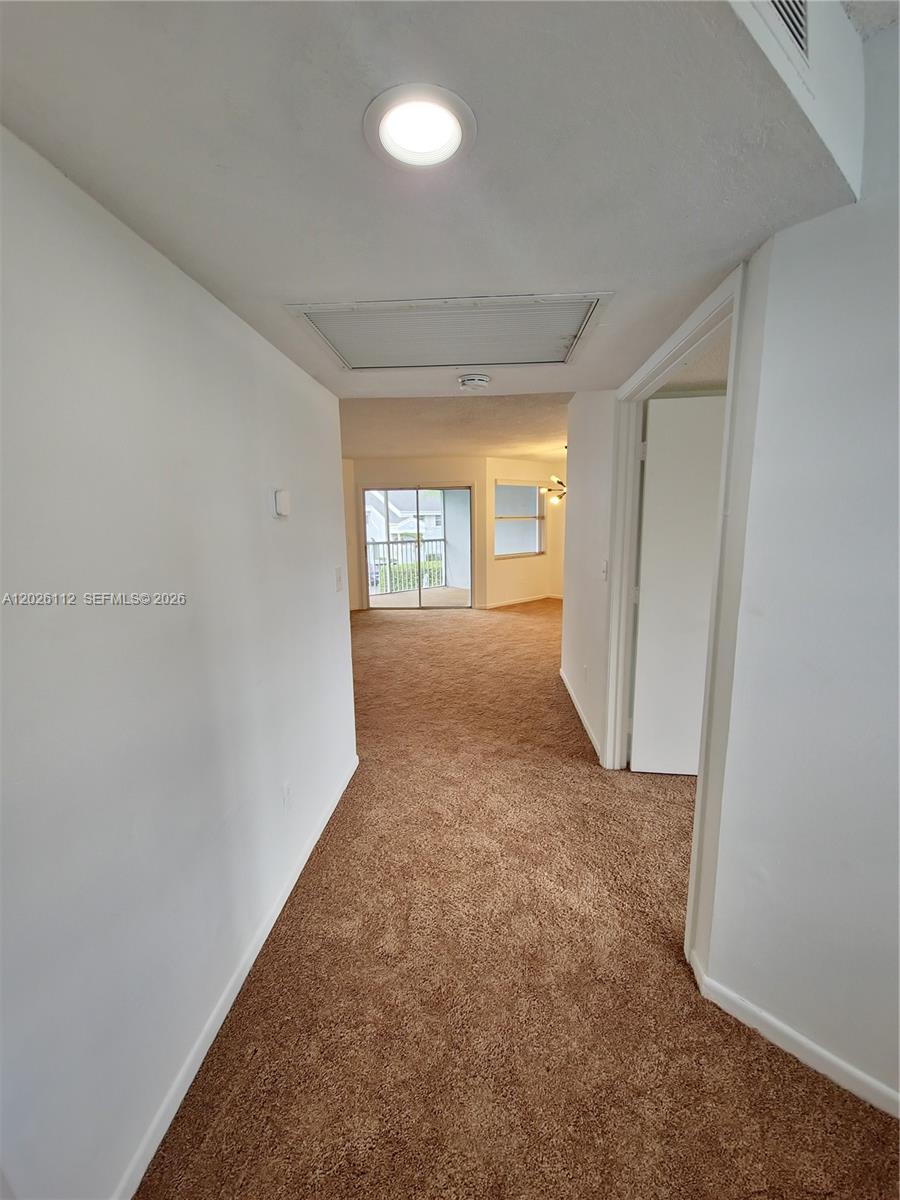 2604 Se 19th Ct 202-a Property Photo 4