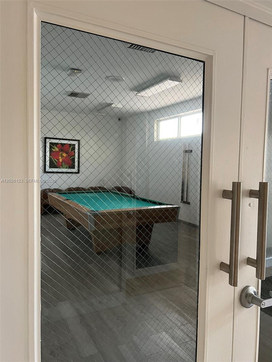 1865 S Ocean Dr 2g Property Photo 13