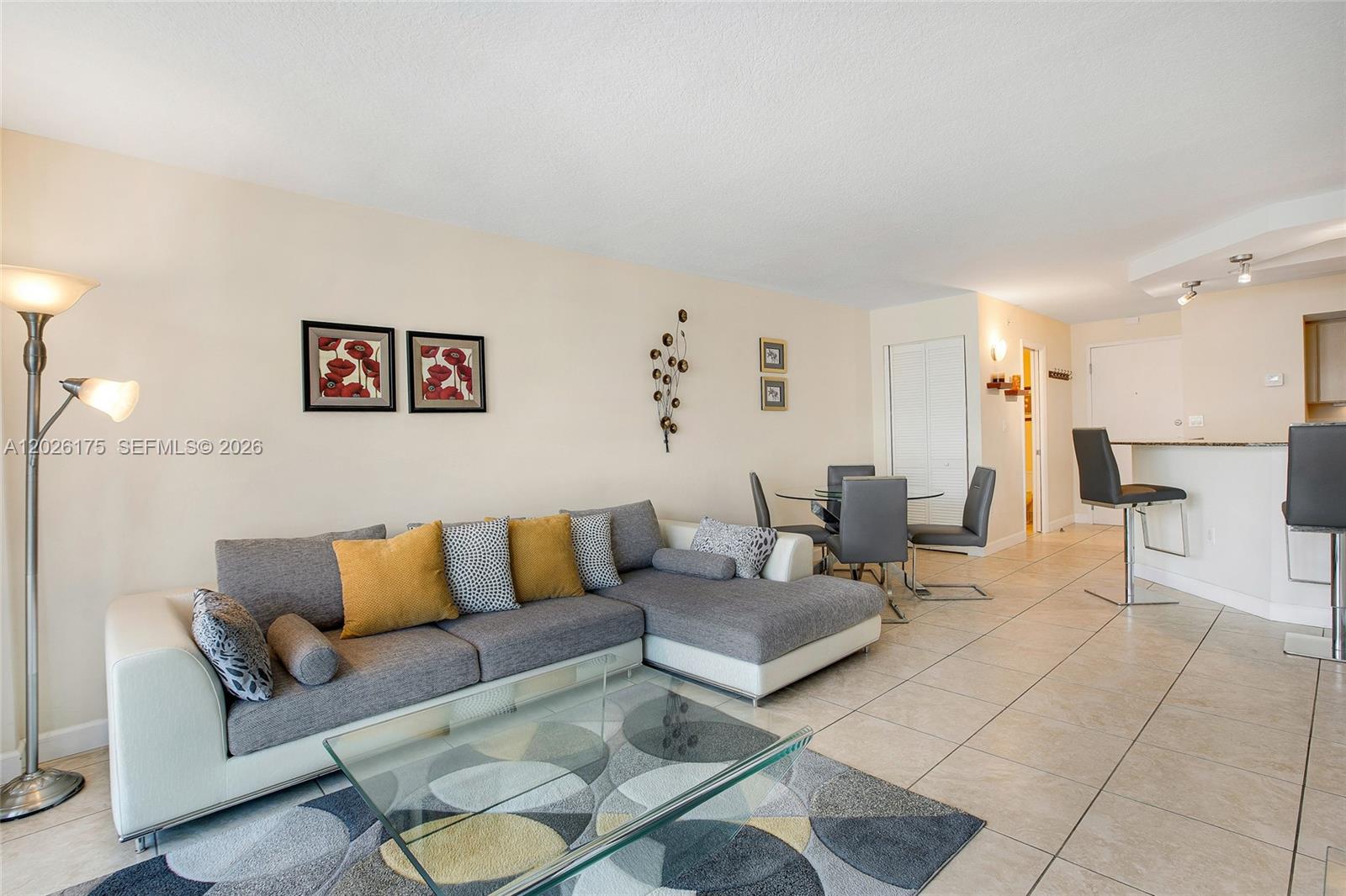 6917 Collins Ave 1608 Property Photo 4