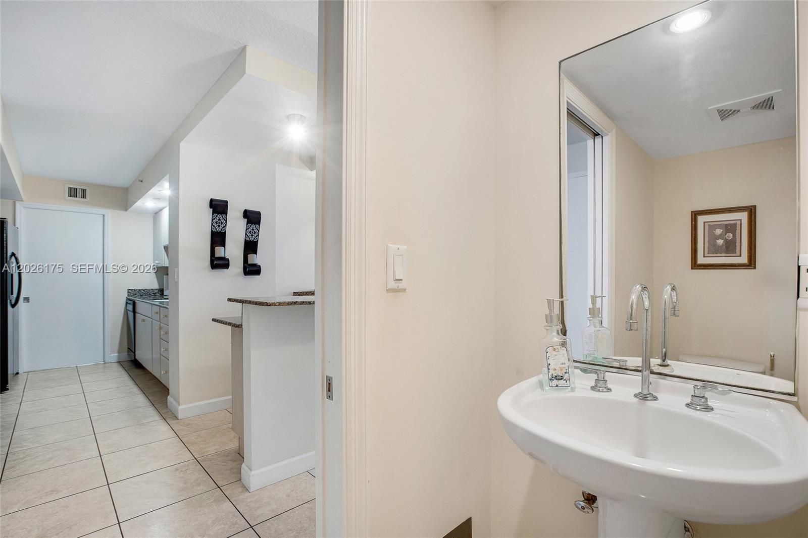 6917 Collins Ave 1608 Property Photo 19