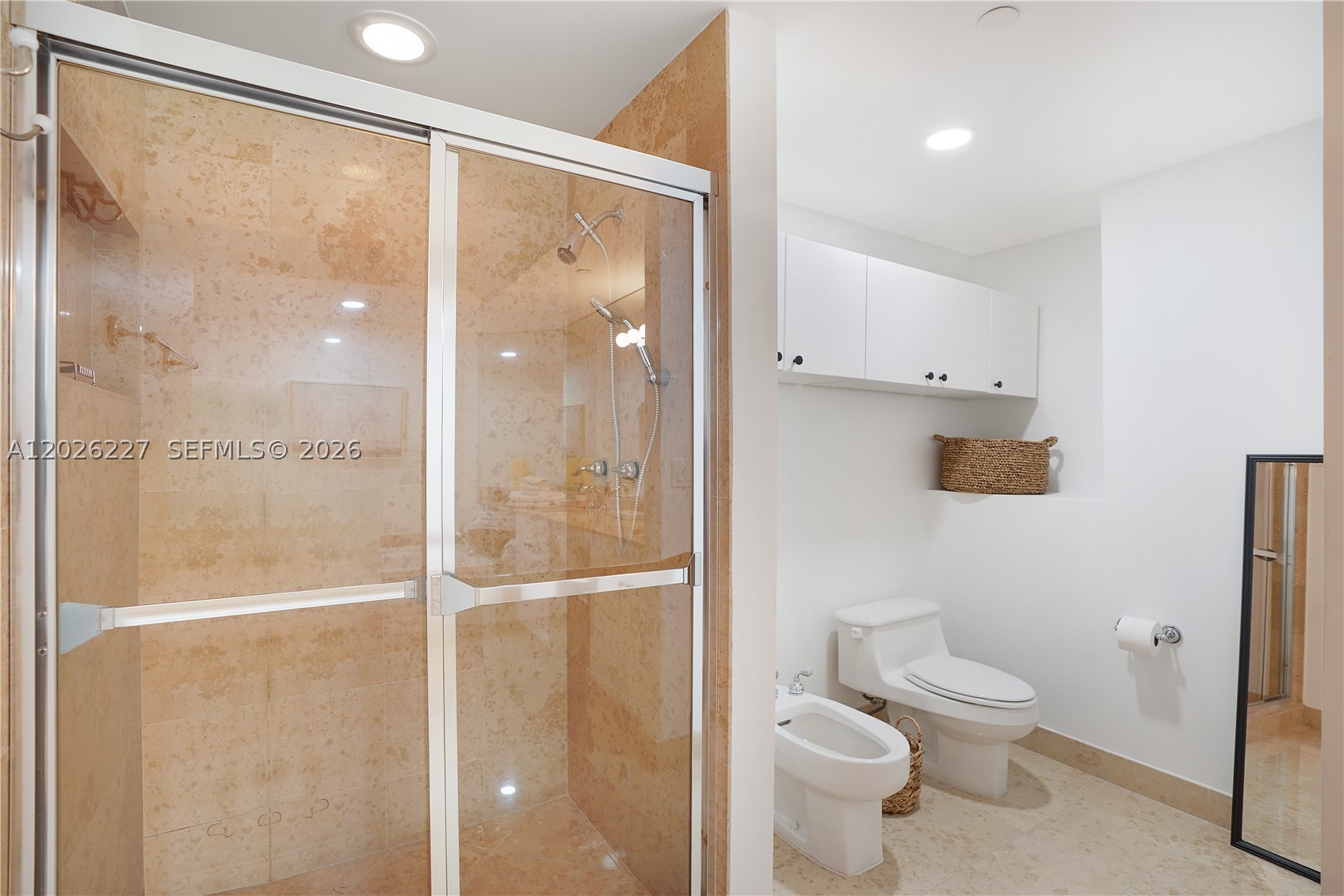 4779 Collins Ave 2908 Property Photo 27