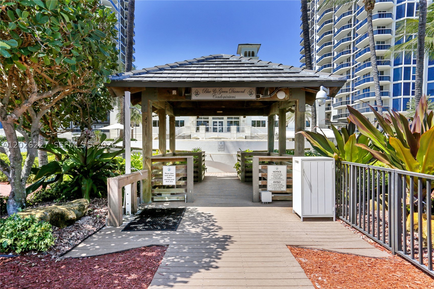 4779 Collins Ave 2908 Property Photo 51
