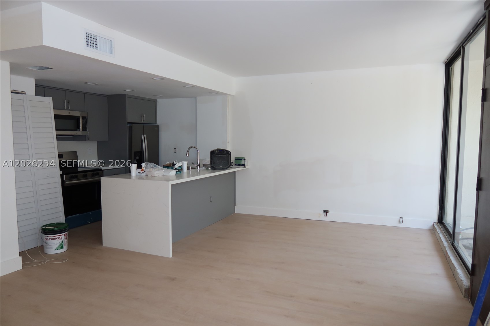3190 Bird Ave 15 Property Photo 12