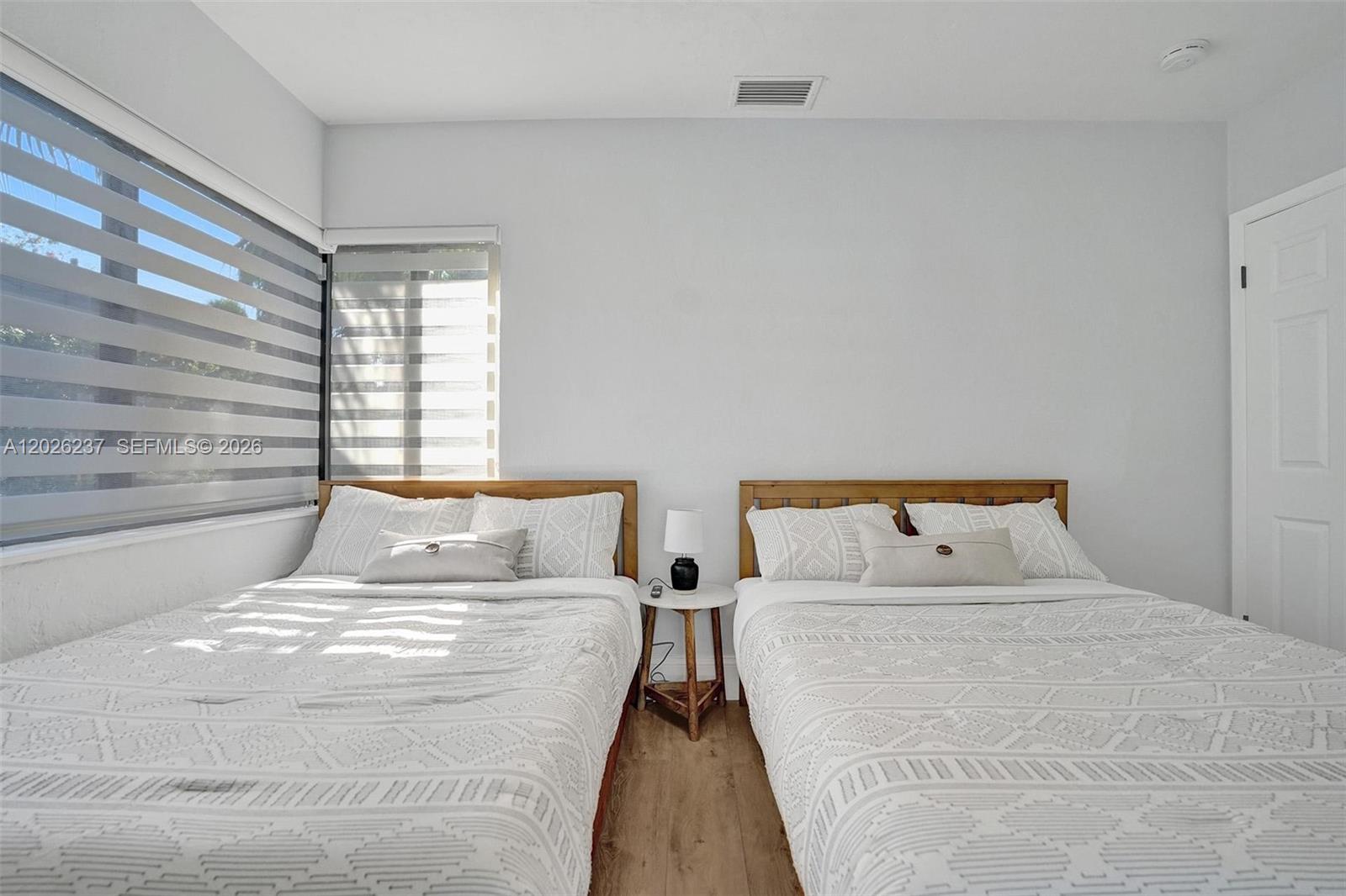 1355 Madison St Property Photo 30