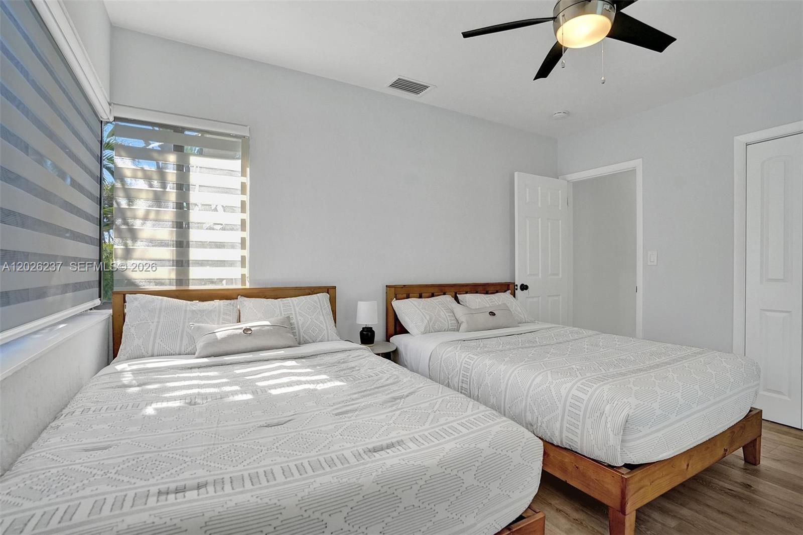 1355 Madison St Property Photo 31