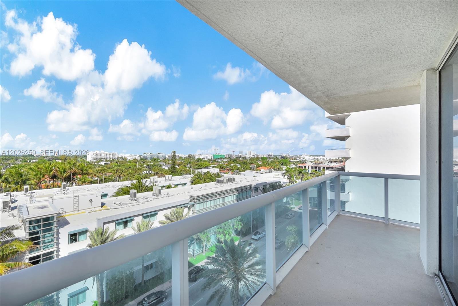 9201 Collins Ave 821 Property Photo 14
