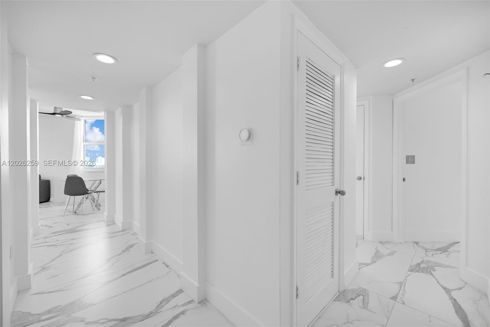 9201 Collins Ave 821 Property Photo 44