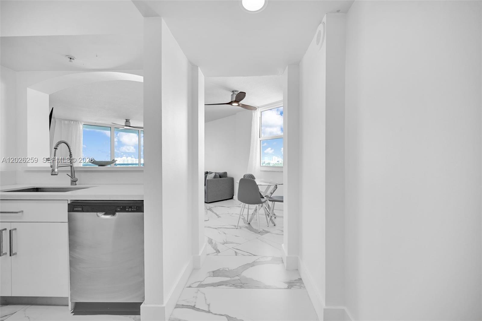 9201 Collins Ave 821 Property Photo 46