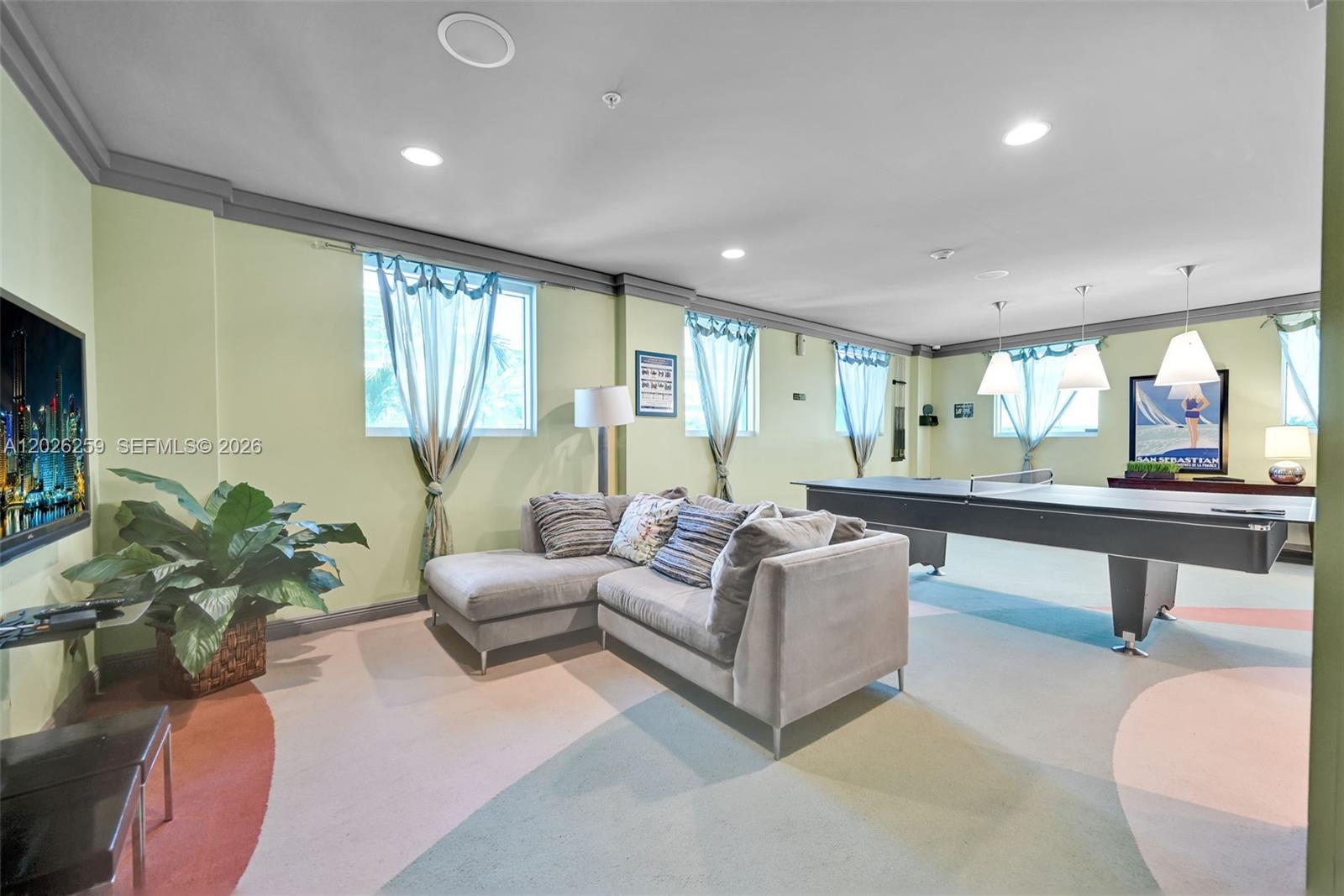 9201 Collins Ave 821 Property Photo 59