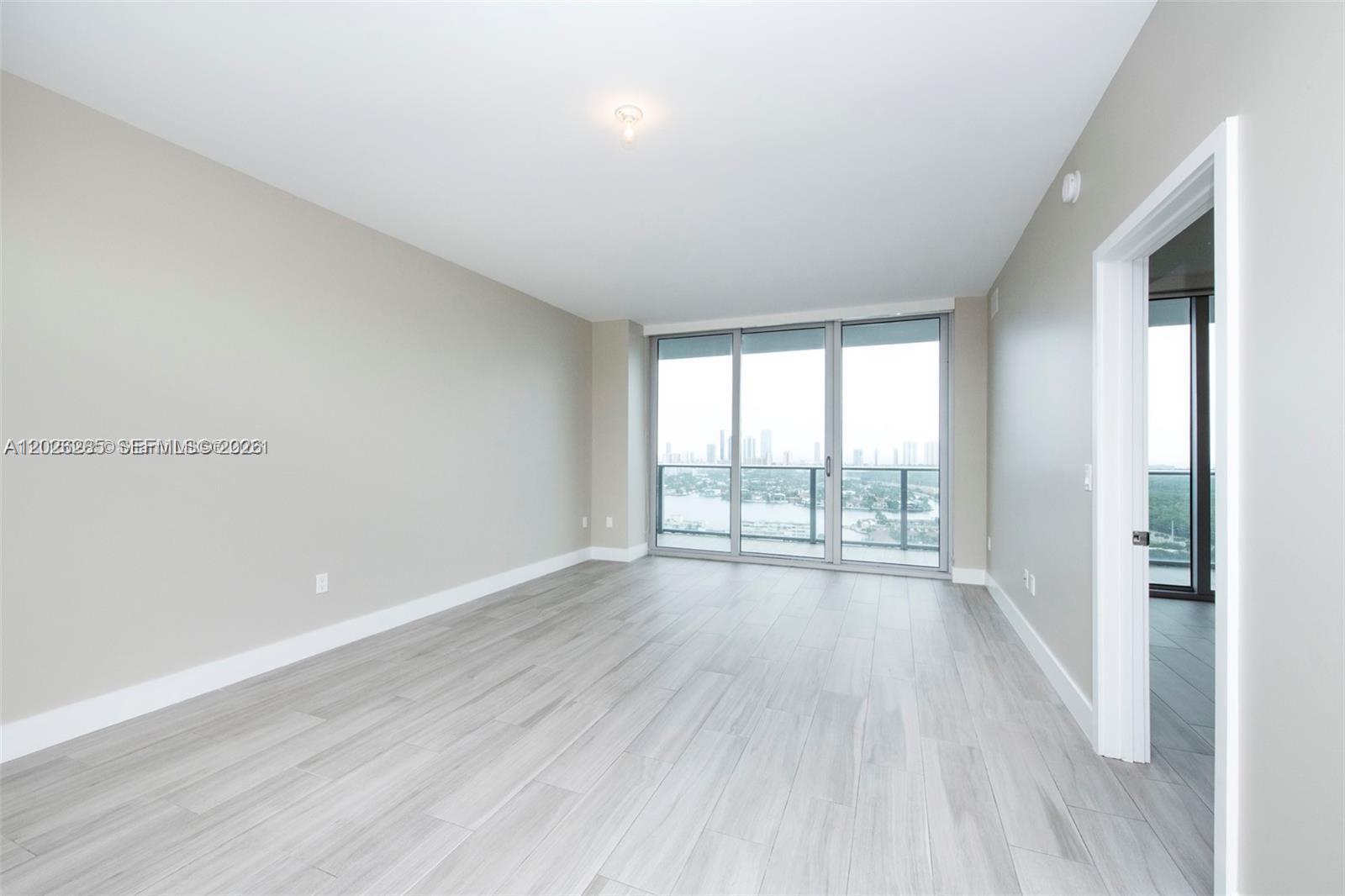 16385 Biscayne Blvd 2616 Property Photo 5