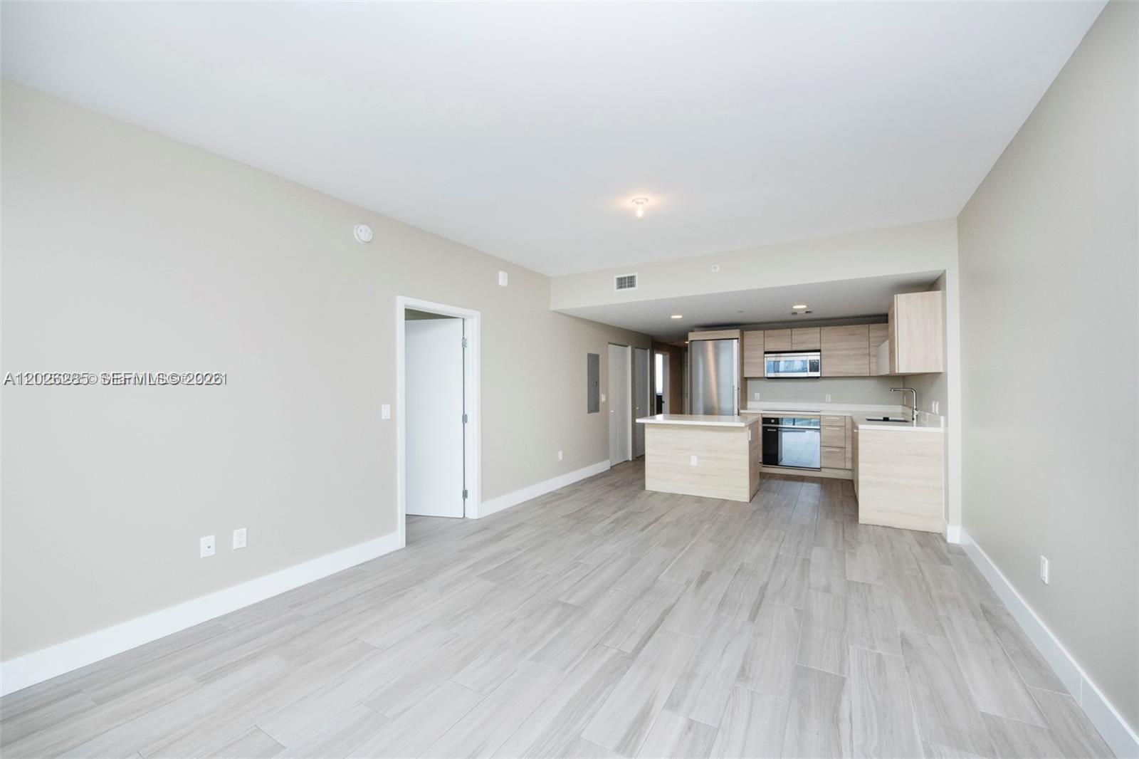 16385 Biscayne Blvd 2616 Property Photo 7