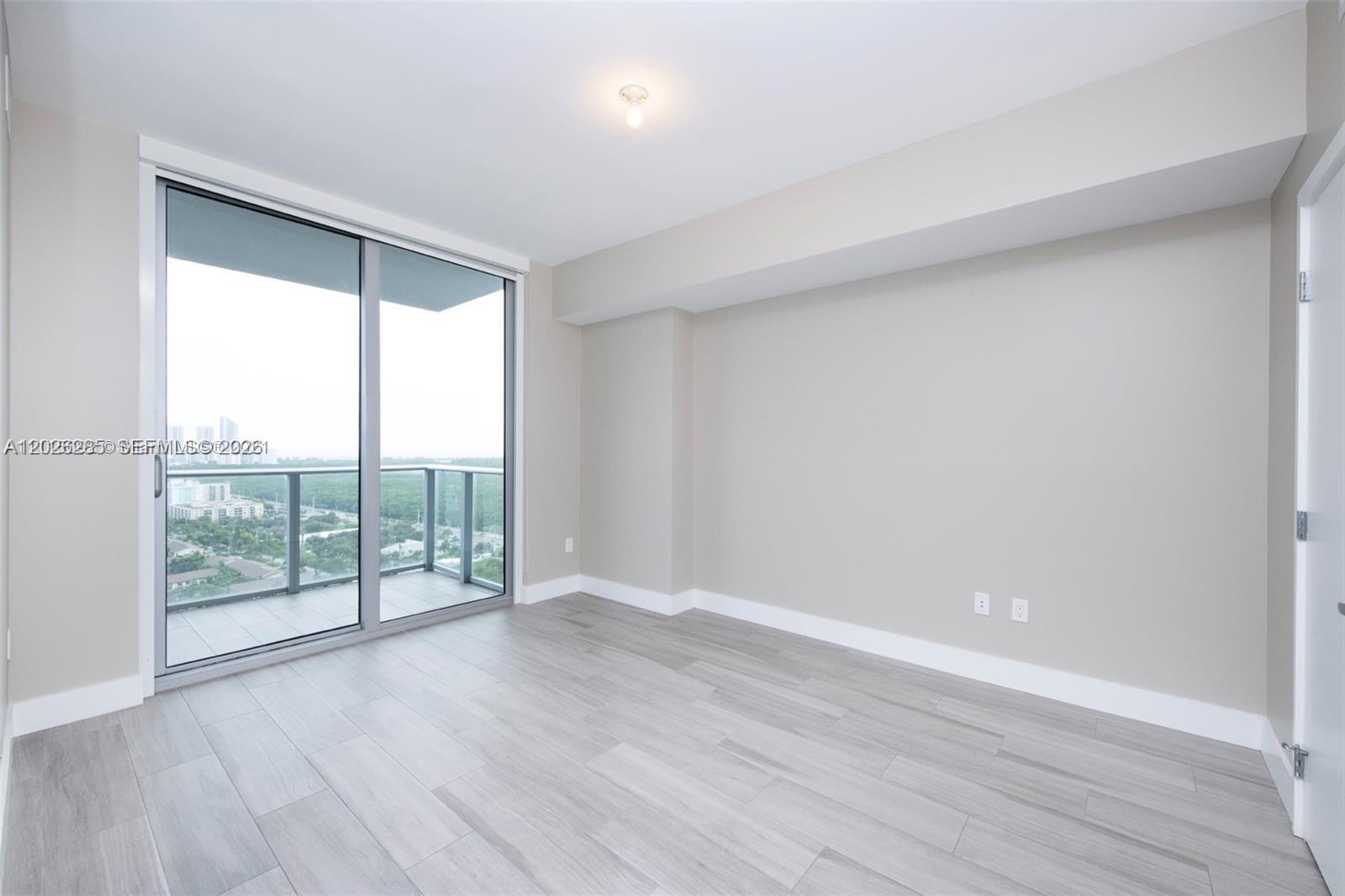 16385 Biscayne Blvd 2616 Property Photo 12