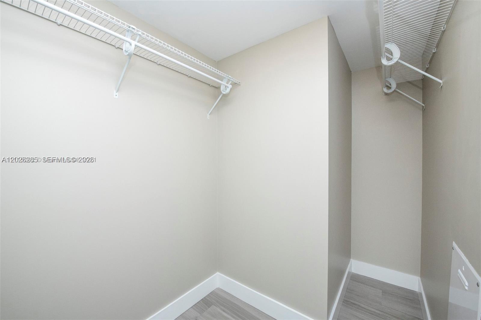16385 Biscayne Blvd 2616 Property Photo 17