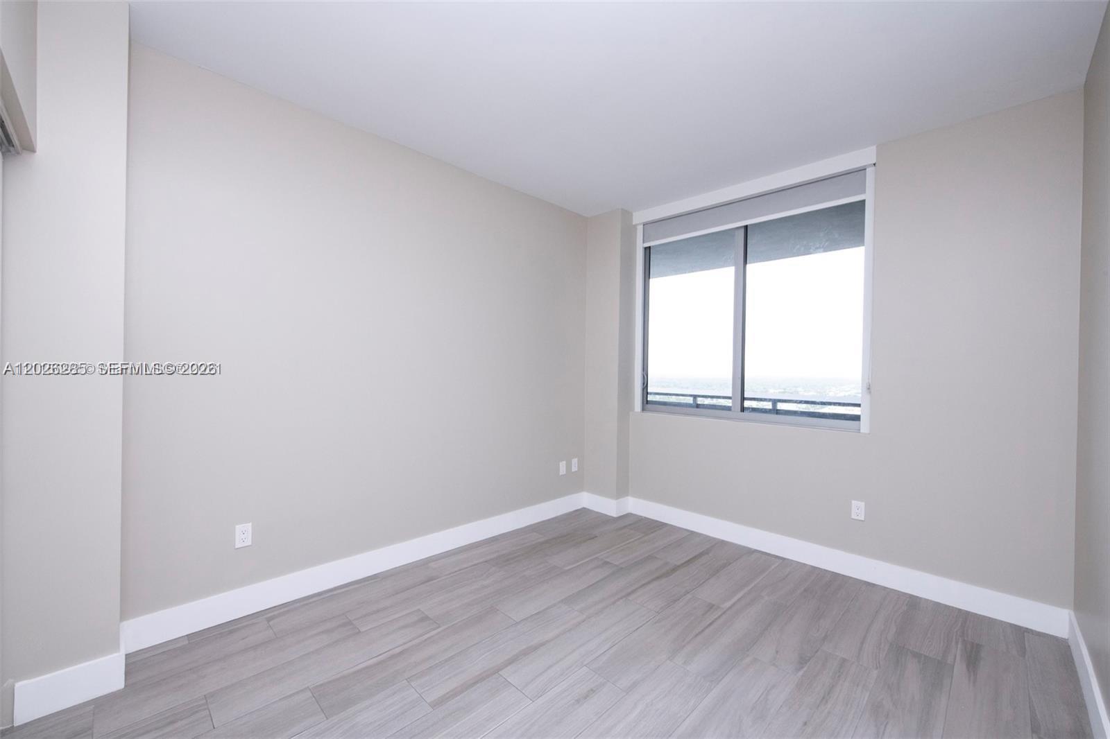16385 Biscayne Blvd 2616 Property Photo 18