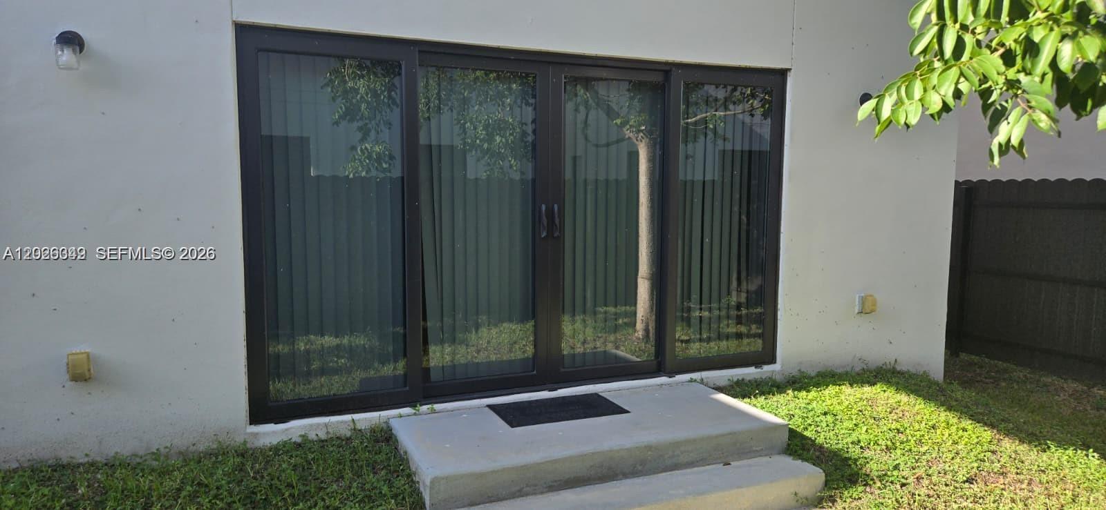 1159 Nw 3rd St Property Photo 4