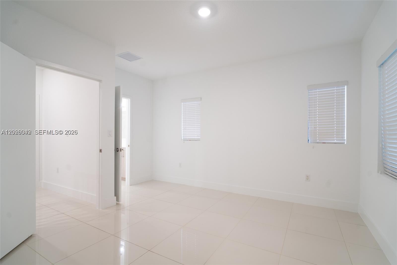 1159 Nw 3rd St Property Photo 34