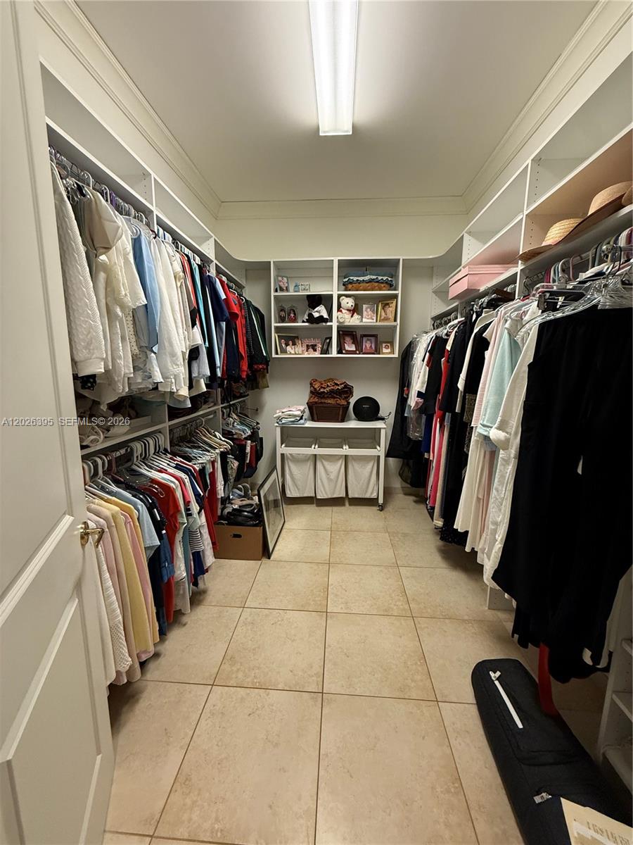 A12026395 Property Photo 17