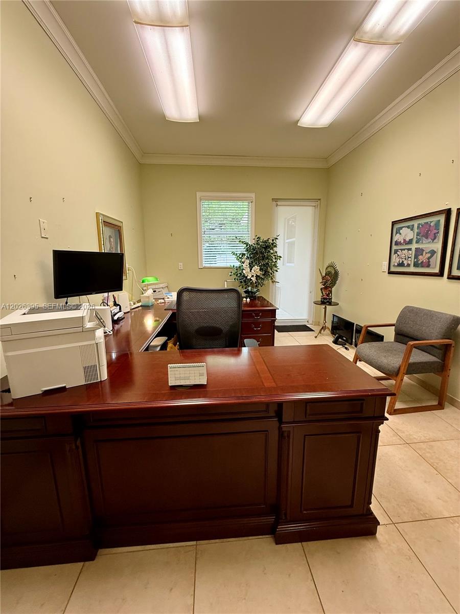 A12026395 Property Photo 30