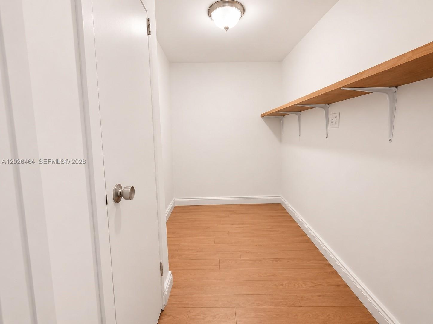 5401 Collins Ave 1022 Property Photo 5