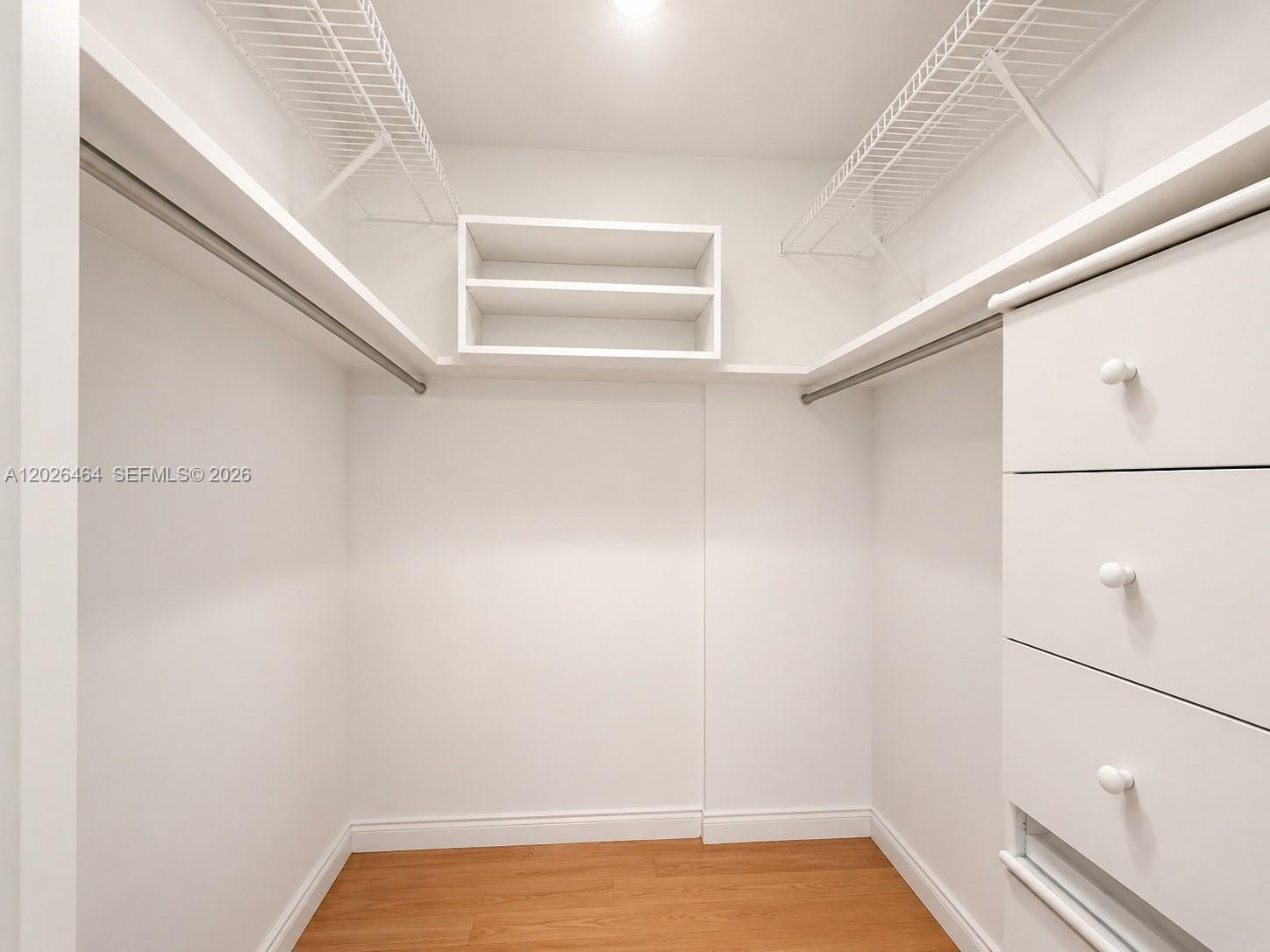 5401 Collins Ave 1022 Property Photo 6