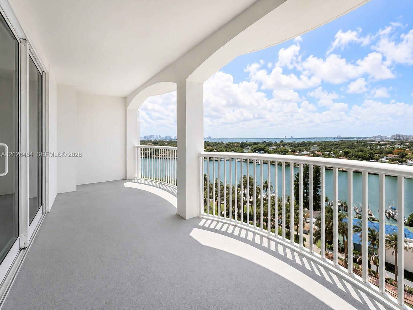 5401 Collins Ave 1022 Property Photo 21