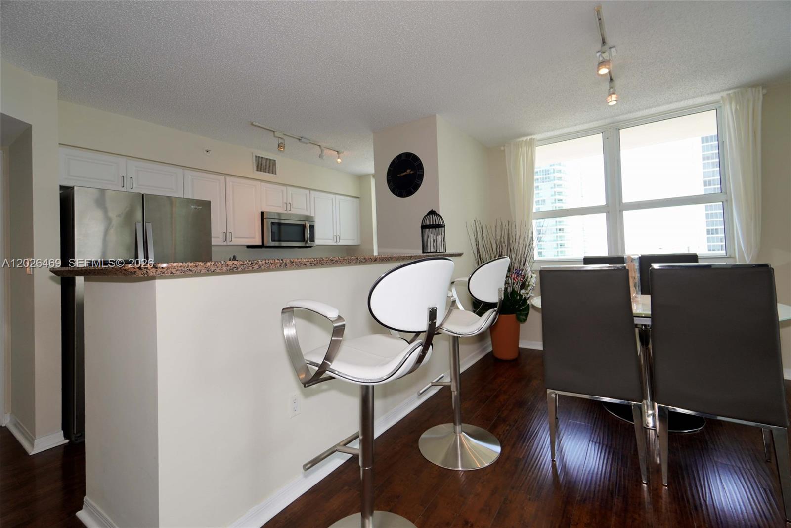 1155 Brickell Bay Dr 3301 Property Photo 9
