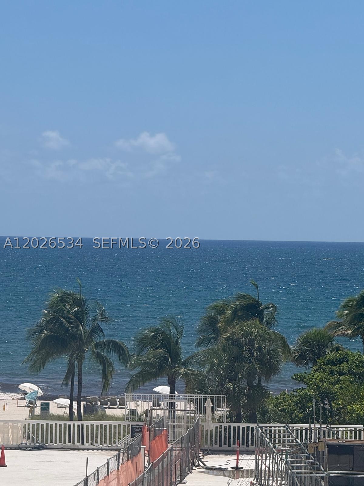 9801 Collins Ave 6p Property Photo 30