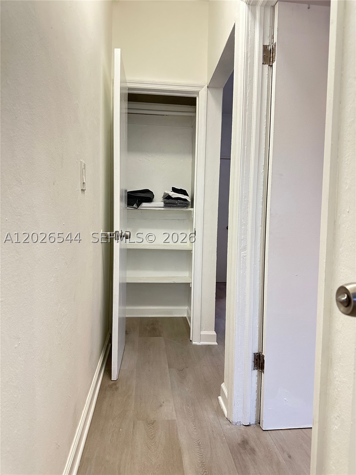 836 10th St 7 Property Photo 8