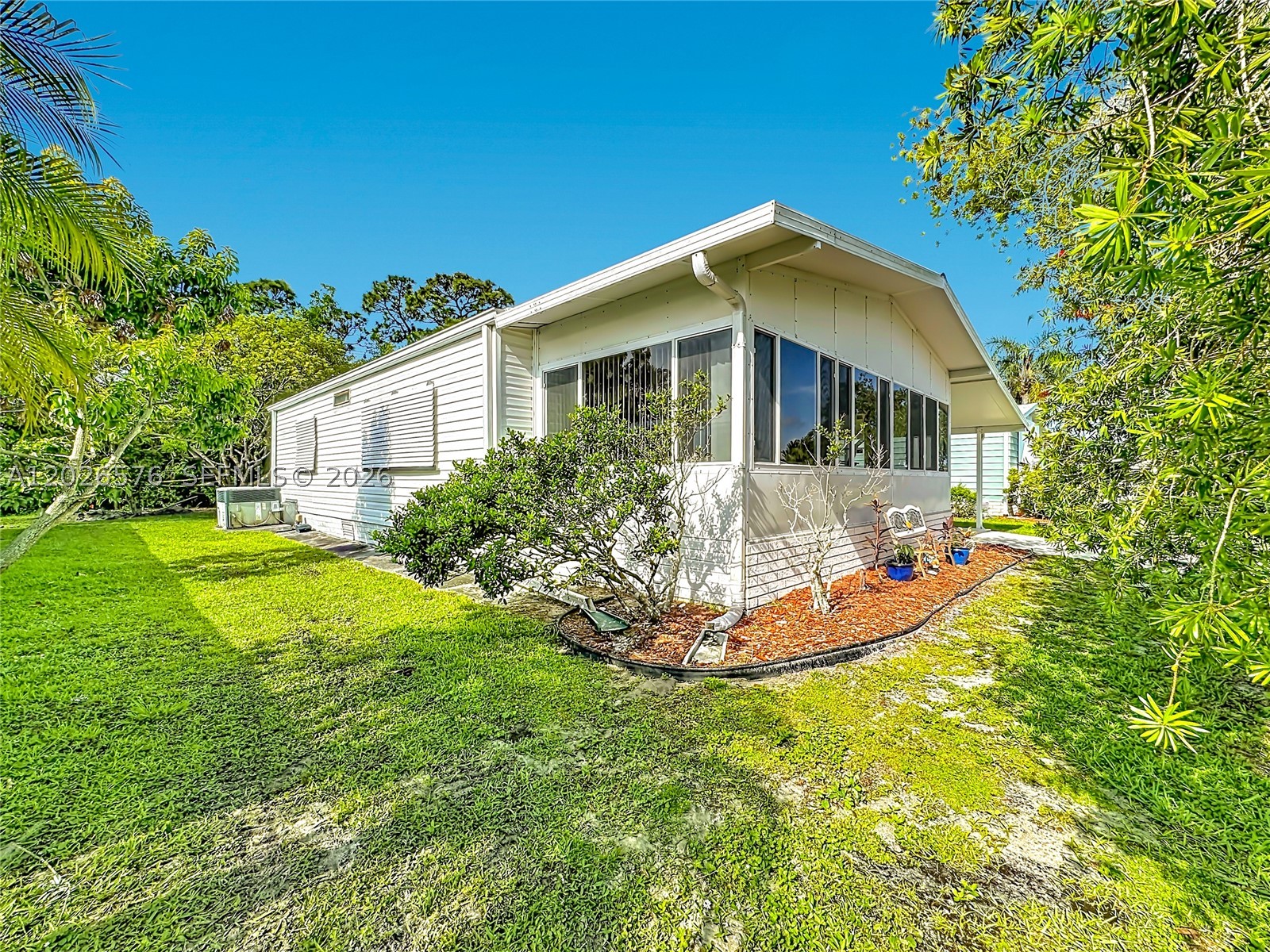 8227 Cinnamon Ln Property Photo 3