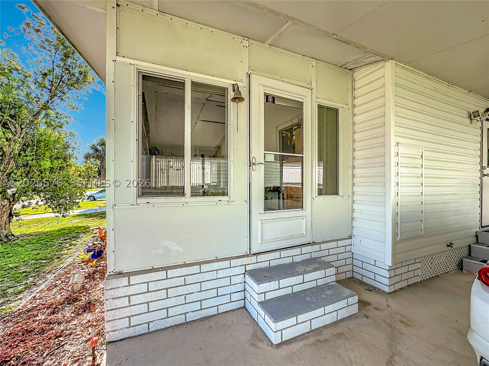8227 Cinnamon Ln Property Photo 4