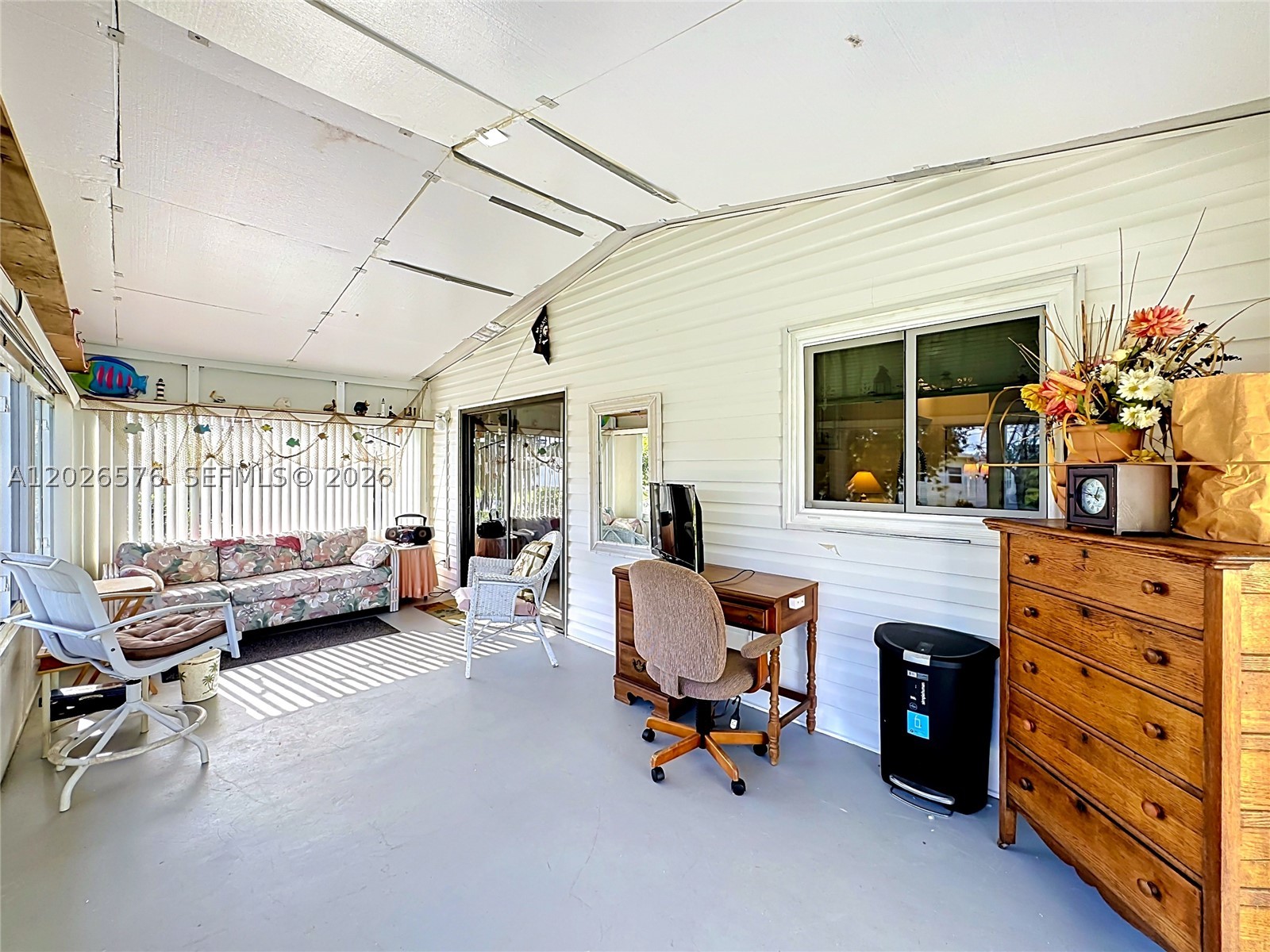 8227 Cinnamon Ln Property Photo 6
