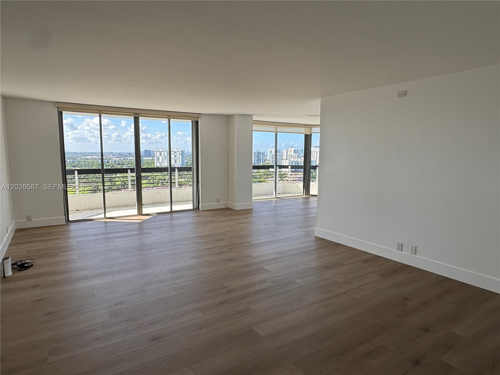3530 Mystic Pointe Dr 2709 Property Photo 41