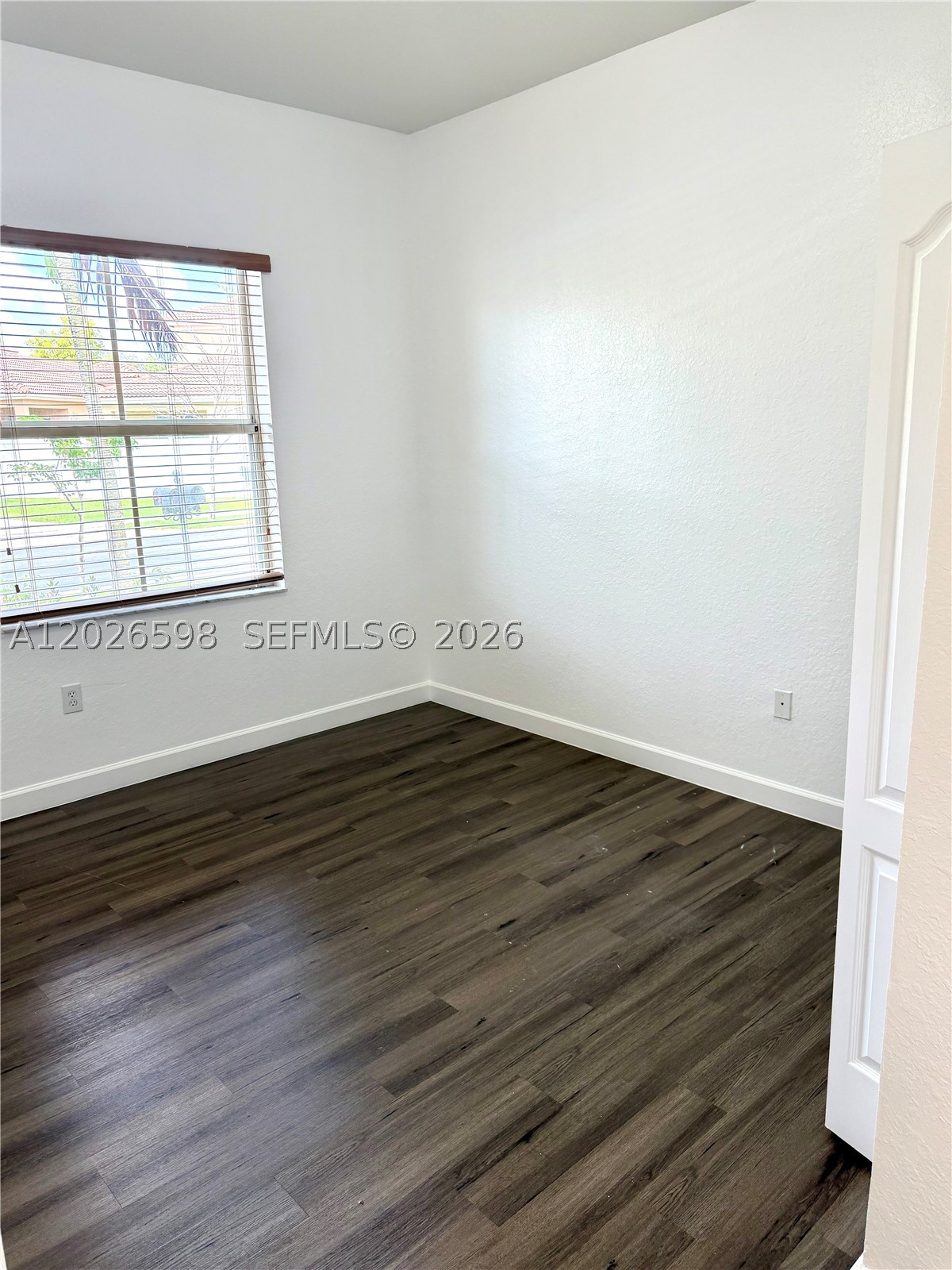 3951 Ne 11th Dr Property Photo 15