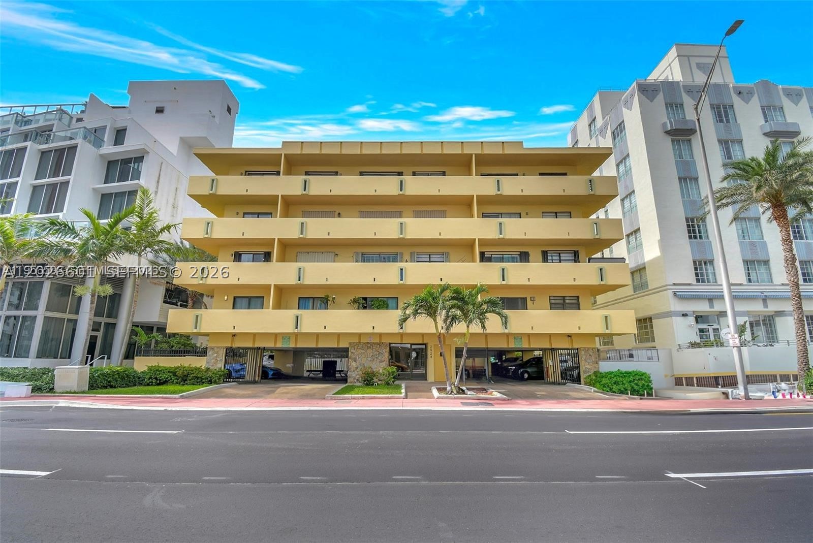 2924 Collins Ave 301 Property Photo 1