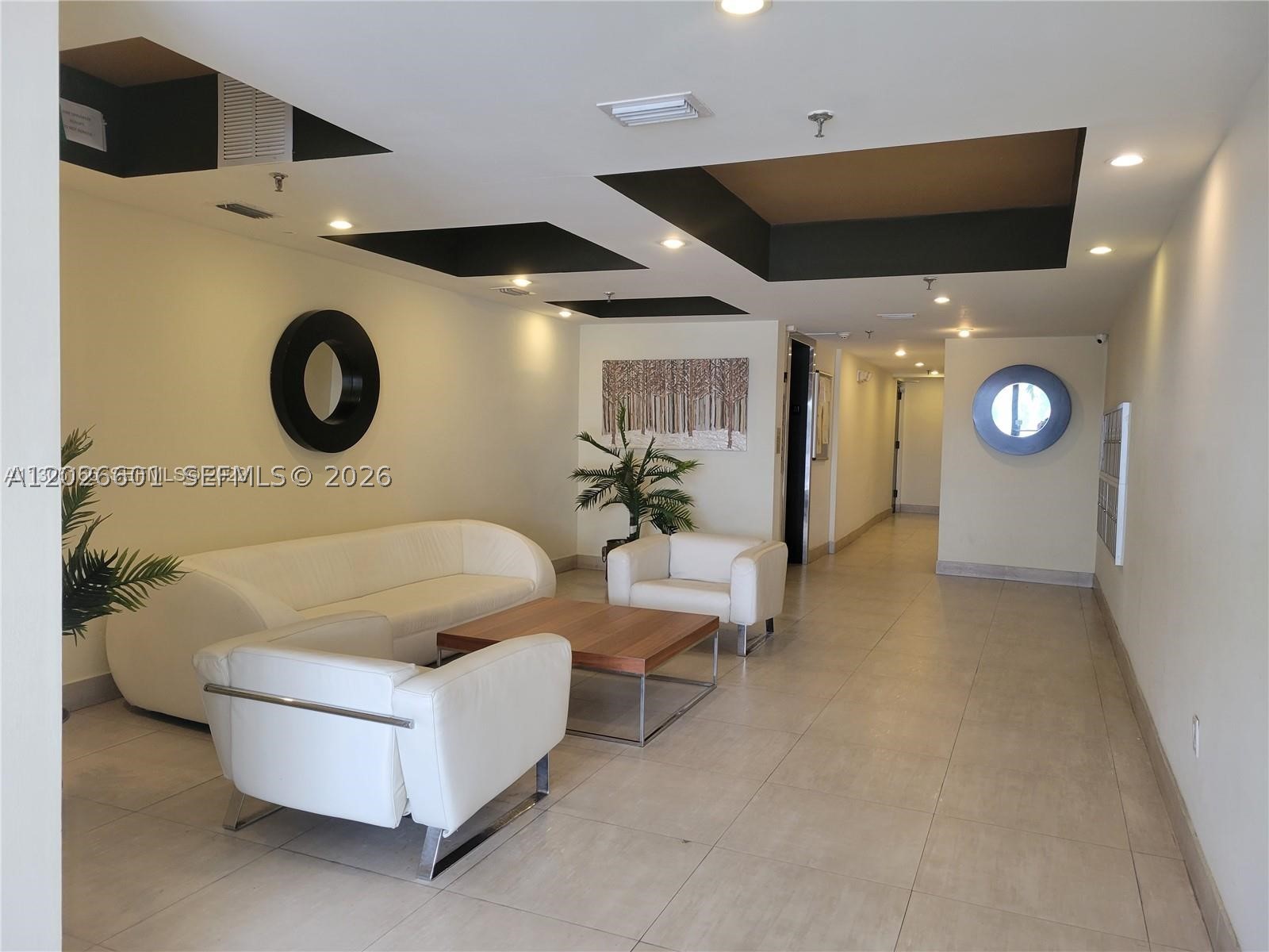 2924 Collins Ave 301 Property Photo 14