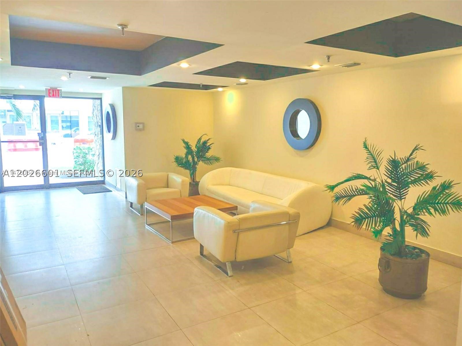 2924 Collins Ave 301 Property Photo 15