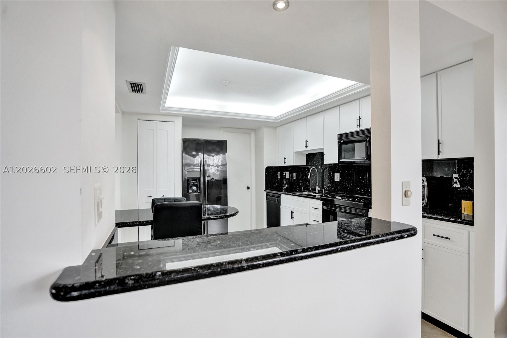 501 N Riverside Dr Ph2 Property Photo 6