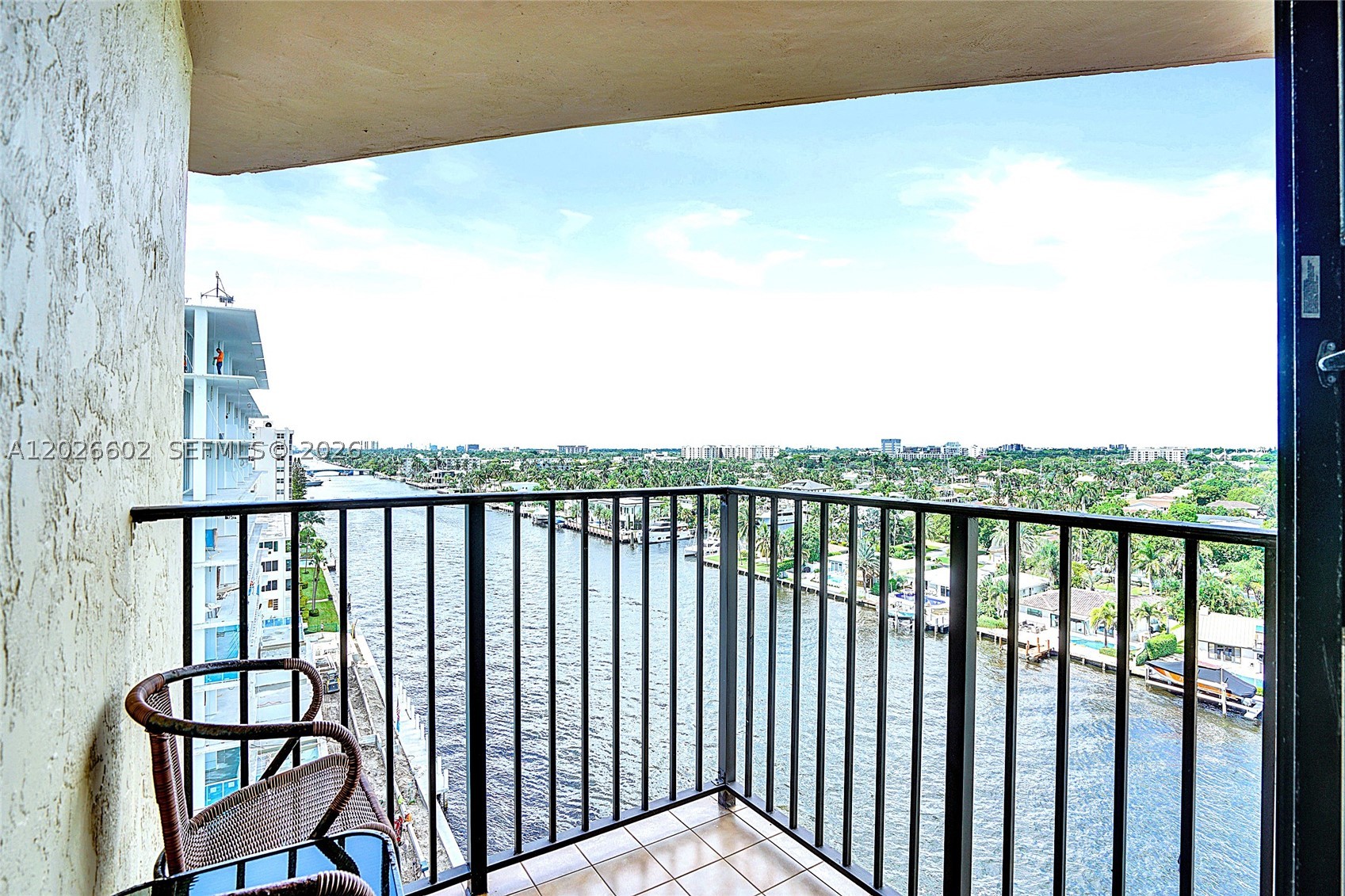 501 N Riverside Dr Ph2 Property Photo 18