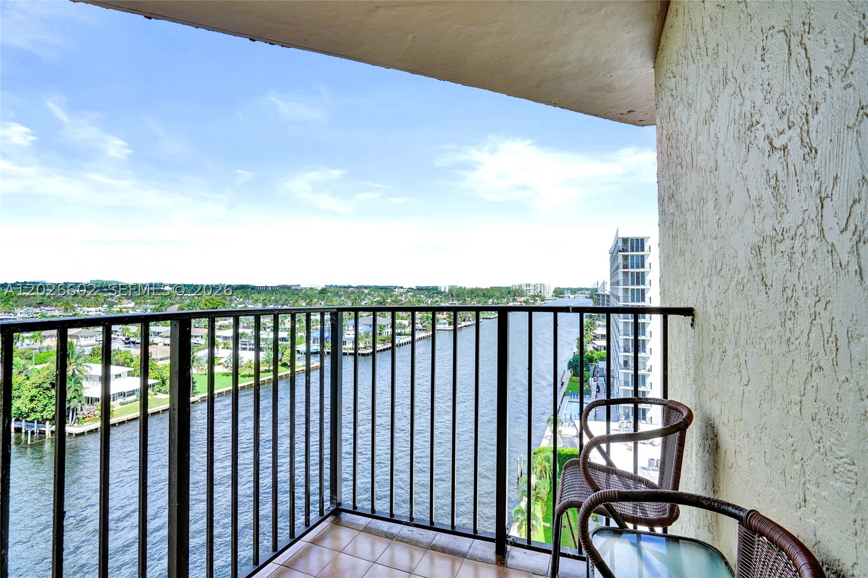 501 N Riverside Dr Ph2 Property Photo 44
